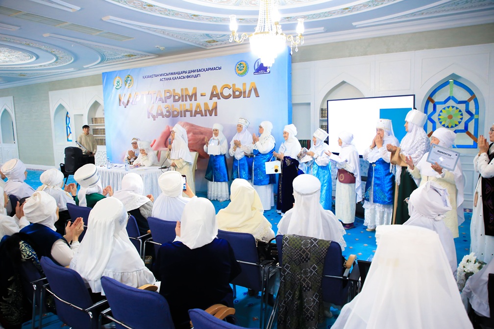 Ескі гейлермен азиялық порно