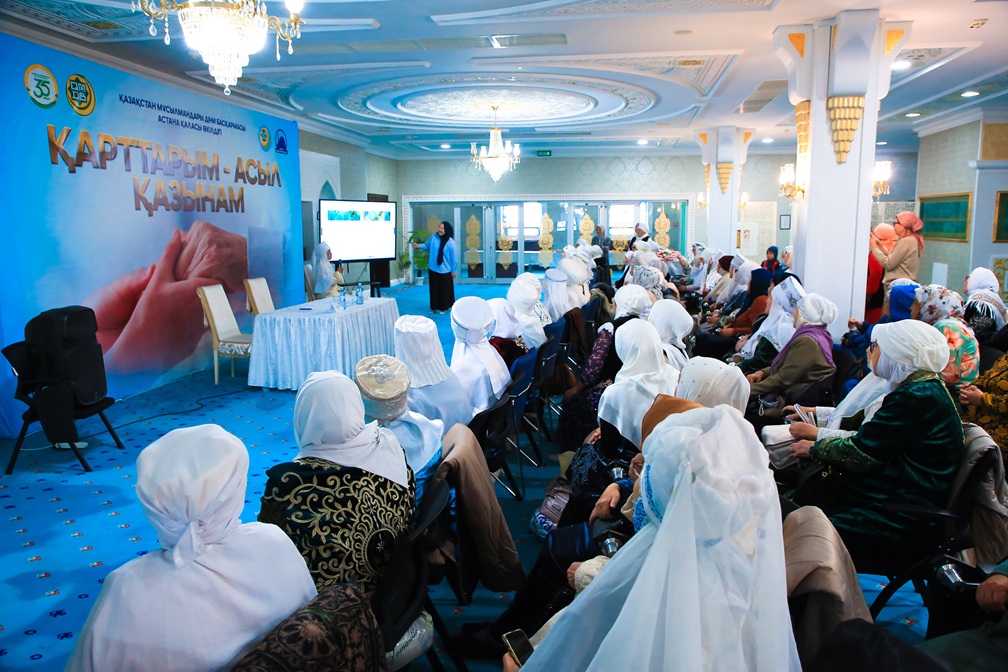 Жастармен орманда жыныстық қатынас