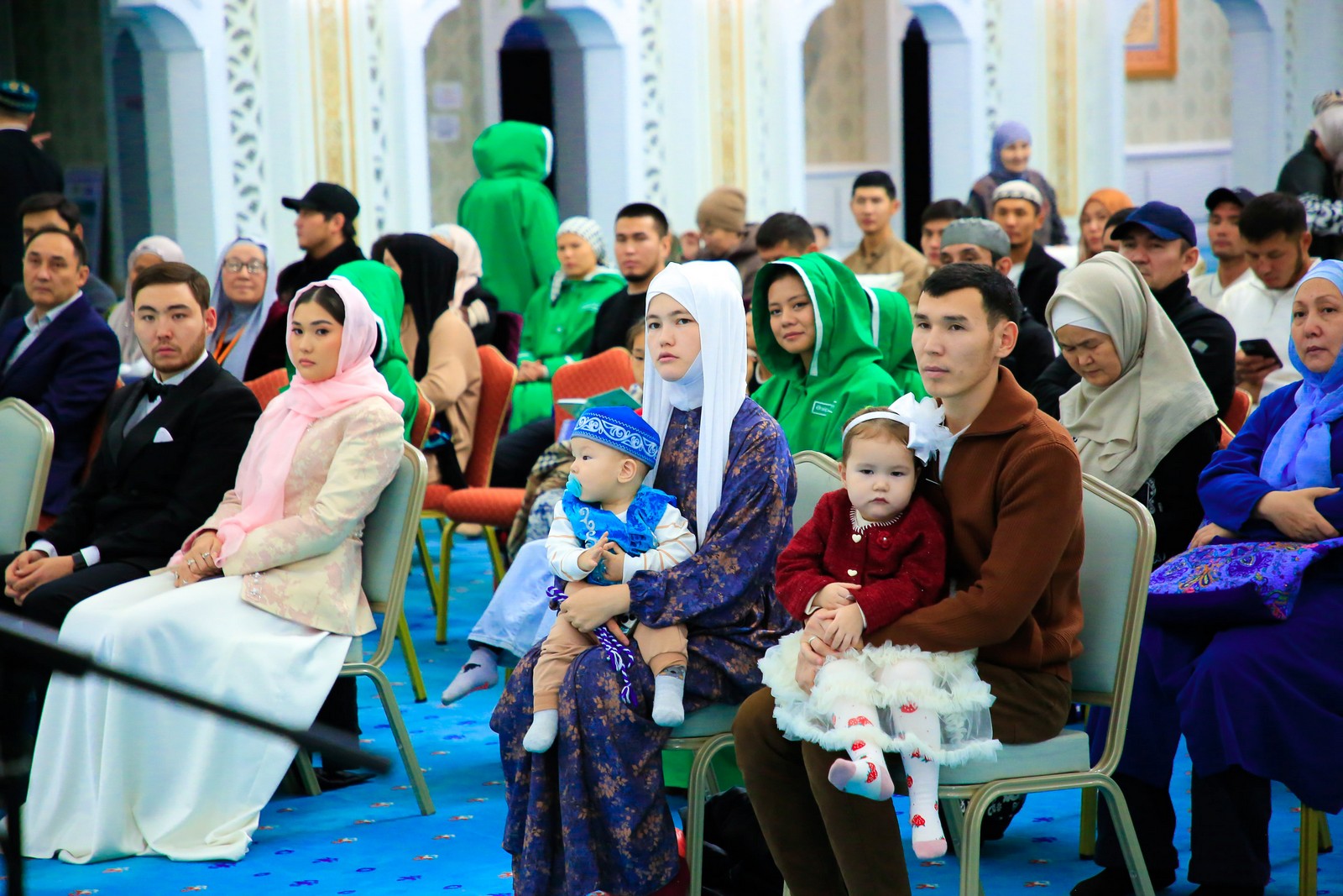 Порно видео большие жопы жоғарғы жағында